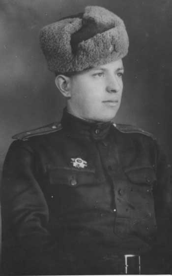 Младший лейтенант А.К. Желваков. 1945 год.